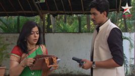Durva S13E26 Keshav hands over Durva's gun Full Episode