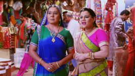 Eetaram Illalu S10E16 Santoshi Has A Plan Full Episode
