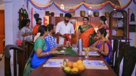 Idhayathai Thirudathey S01E112 14th September 2020 Full Episode