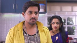 Kulaswamini S02E46 Arohi, Rajas Are Cupid Struck Full Episode