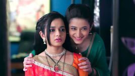 Kulaswamini S03E41 Is Mugdha Really Pregnant? Full Episode