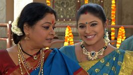 Lakshmi Baramma S01E679 22nd April 2015 Full Episode