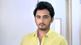 Lek Mazhi Ladki S11E29 Saket Confronts Rishikesh Full Episode