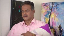 Lek Mazhi Ladki S14E223 Vishwas Spies on Meera, Vijay Full Episode
