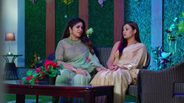 Malli Nindu Jabili S01 E242 Malini Is Terrified