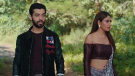 Naagin (Colors tv) S05 E26 Veer in the trap!