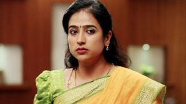 Pagal Nilavu S05E05 Andal, Azhagar Are Devastated Full Episode