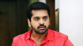 Pagal Nilavu S05E08 Azhagar Rebukes Prabhakaran Full Episode
