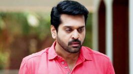 Pagal Nilavu S05E09 Malar Confronts Azhagar Full Episode