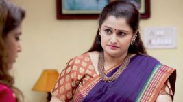 Pagal Nilavu S05E29 Malar Warns Jr. Sakthi Full Episode