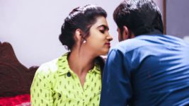 Pagal Nilavu S06E70 Jr. Sakthi Kisses Prabhakaran? Full Episode