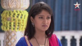 Runji S04E30 Runji injures her leg Full Episode