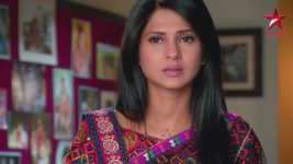 Saraswatichandra S07E43 Kumud notices Ghuman's picture Full Episode