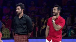 Sixth Sense S03E10 Ravi, Ali on the Show Full Episode