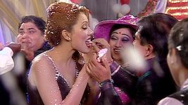 Taarak Mehta ka Ooltah Chashmah S01E195 Daya Astonishes Everyone Full Episode