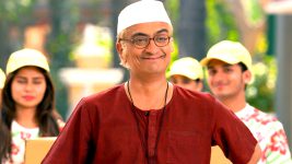 Taarak Mehta ka Ooltah Chashmah S01E2145 Champaklal Gifts Dustbins Full Episode