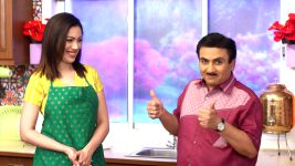 Taarak Mehta ka Ooltah Chashmah S01E3132 Jethalal Delivers Gas Cylinder Full Episode