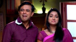 Badi Door Se Aaye Hain S01 E156 Bhairavi And Hemant Get An Obituary Note