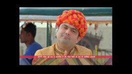 Badi Door Se Aaye Hain S01 E191 Idols Are Missing In Ran Utsav