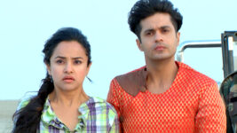 Badi Door Se Aaye Hain S01 E194 Search For Manav Begins