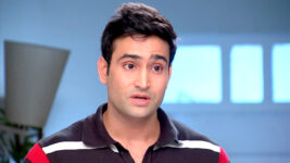 Badi Door Se Aaye Hain S01 E276 Hindi Speaking Colony