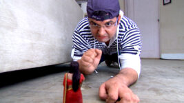 Badi Door Se Aaye Hain S01 E290 Hemant is serious