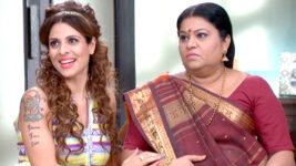 Badi Door Se Aaye Hain S01 E453 Ghotalas Journey on a flight