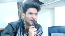 Badi Door Se Aaye Hain S01 E454 Plane Hijack