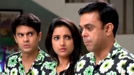 Badi Door Se Aaye Hain S01 E56 Hemant Invites 333
