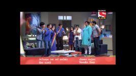 Badi Door Se Aaye Hain S01 E561 Daulatram Ki Pool Party