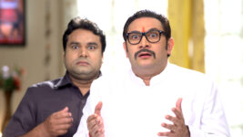 Badi Door Se Aaye Hain S01 E591 Daulatram Demands Explanation