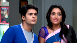 Badi Door Se Aaye Hain S01 E69 Vasant's in Ganpati Pandals Office