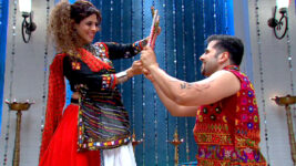 Badi Door Se Aaye Hain S01 E84 Bhairavi's Special Garba Training