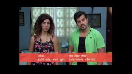 Badi Door Se Aaye Hain S01 E91 Misunderstanding Between Sharad, Roni and Lisa
