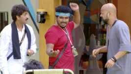 Bigg Boss Kannada S07 E42 Entertainment for bail money!