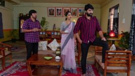 Care of Anasuya S01 E707 Rayudu, Shivani's Dispute
