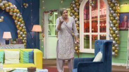 Bigg Buzz S01 E19 BB 16 Finalists Meet Once Again! Bigg Buzz S01 E19 BB 16 Finalists Meet Once Again!