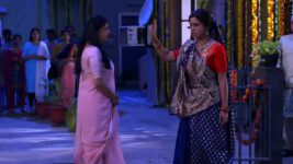 Dheere Dheere Se S01 E57 Raghav Saves Anchal