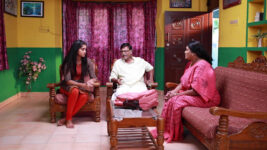 Kaatrukkenna Veli S01 E621 Varadhan Agrees with Vennila