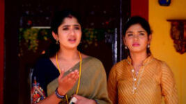 Meenakshi Ponnunga S01 E180 28th February 2023