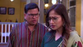 Thikpyanchi Rangoli S01 E440 Vinayak Chastises Netra
