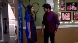Thikpyanchi Rangoli S01 E441 Shashank Is Taken Aback