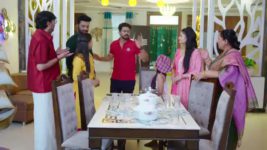 Ennenno Janmala Bandham S01 E377 Chithra Cautions Abhimanyu