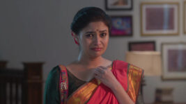 Lagnachi Bedi S01 E346 Sindhu Bursts Into Tears