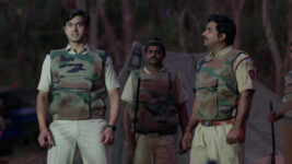 Lagnachi Bedi S01 E354 Raghav in Trouble?