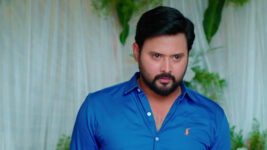 Nuvvu Nenu Prema S01 E247 Murali in a Fix