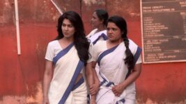 Sukh Mhanje Nakki Kay Asta S01 E725 Devki Is Petrified