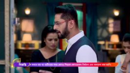 Tumpa Autowali S01 E291 Pompa manipulates the auto drivers