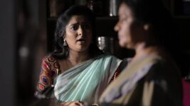 Chirugali Vechene S01 E168 Chithra Misleads Kamala