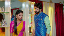 Nuvvu Nenu Prema S01 E281 Vikramaditya Makes an Attempt